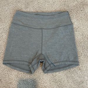 Stori workout shorts